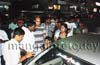 Mangalore: Family robbed of gold, cash on busy road